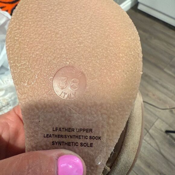 Sundance Suede Nude Sandals 38/8 Platform - Picture 4 of 7